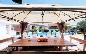 Villa Mendula Trogir - Luxury Villa By The Beach - Heated Pool - Organic Garden